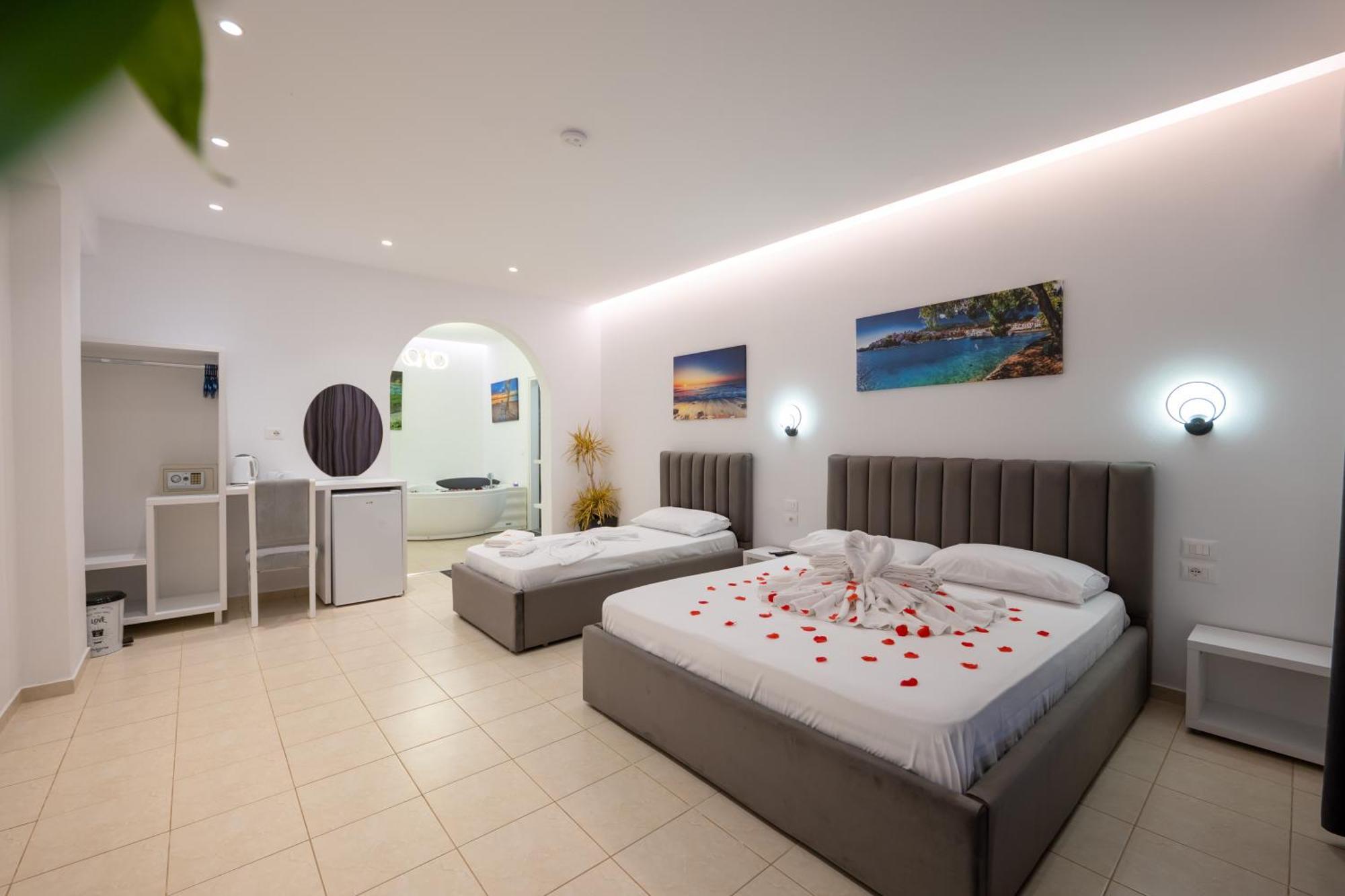 Feniks Hotel كساميل المظهر الخارجي الصورة