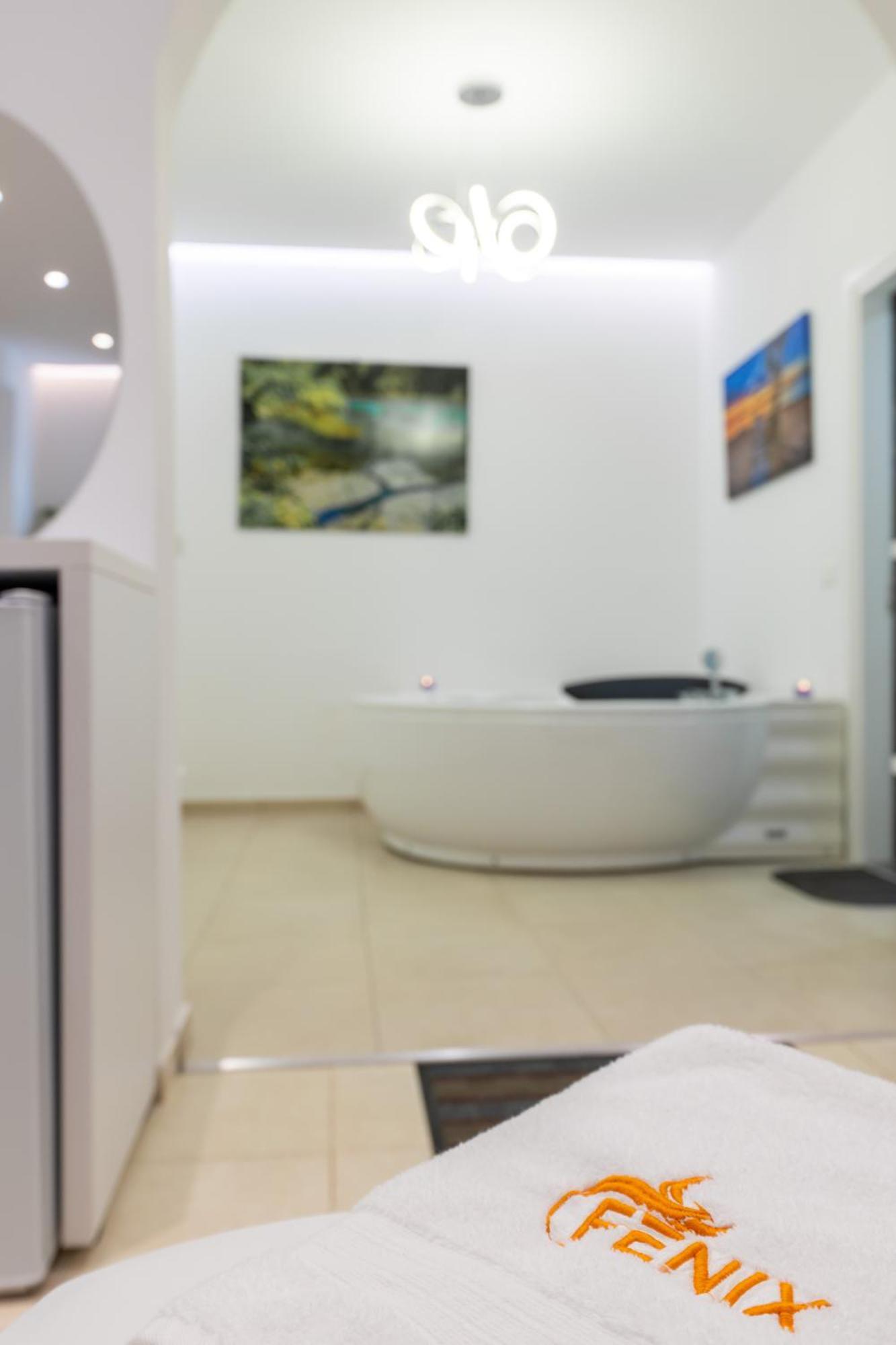 Feniks Hotel كساميل المظهر الخارجي الصورة