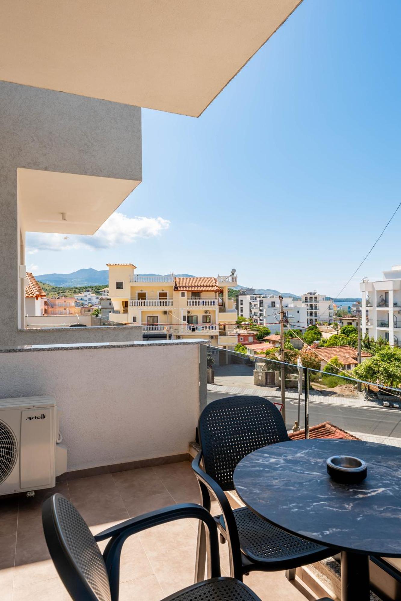 Feniks Hotel كساميل المظهر الخارجي الصورة