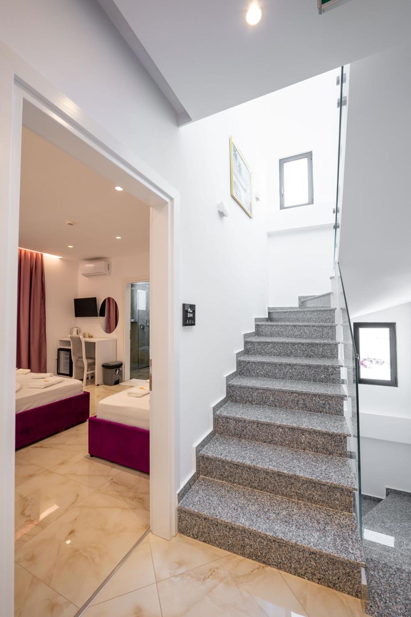Feniks Hotel كساميل المظهر الخارجي الصورة