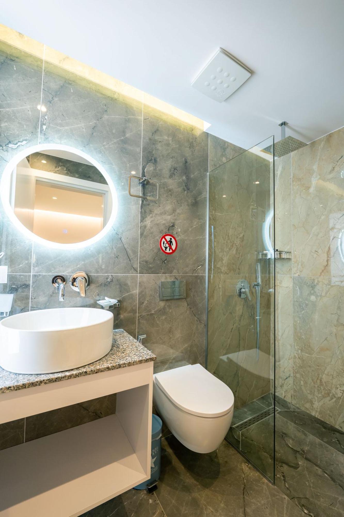 Feniks Hotel كساميل المظهر الخارجي الصورة